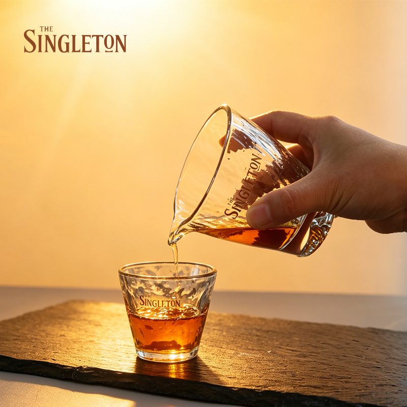 Sharing Decanter / Serving Jug — made by Shenjia